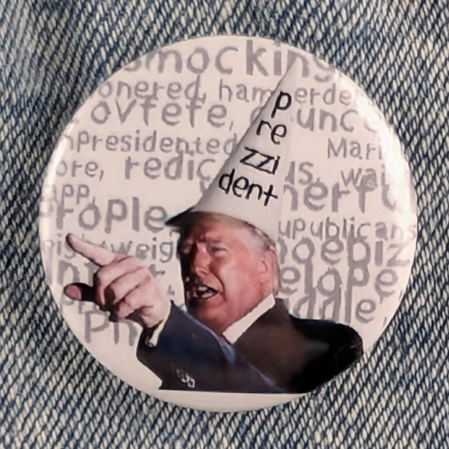 Prezzident Chump 1.25" Pinback Button